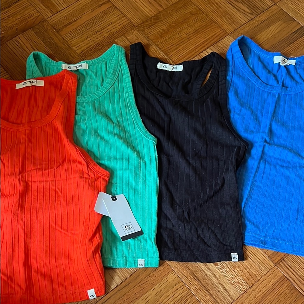 Rip Curl LOT of 4 Sleeveless Tank Tops